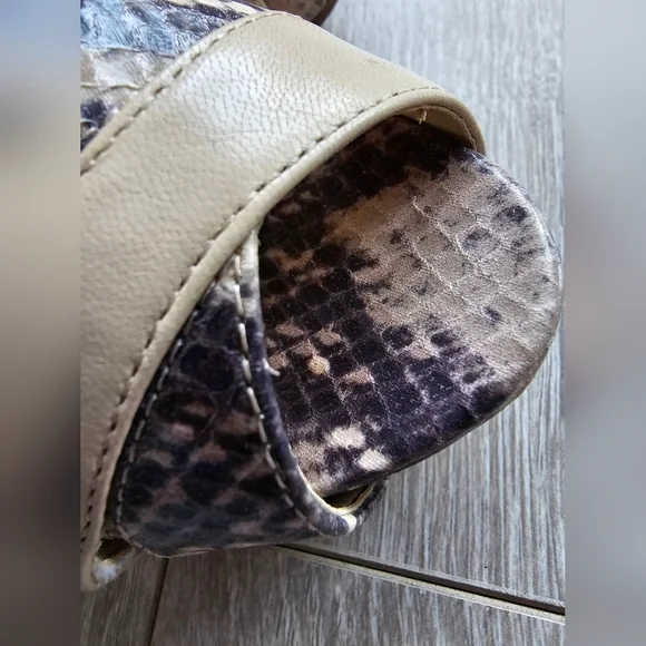 Nine West Snakeskin Leather Peep Hole Heels Pumps Stilettos - Picture 4 of 16